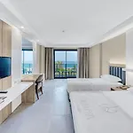 Kahya リゾート 4*