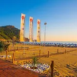 リゾート Kahya 4*