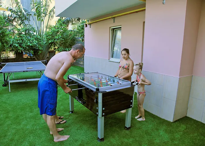 Kahya Semesteranläggning (resort)